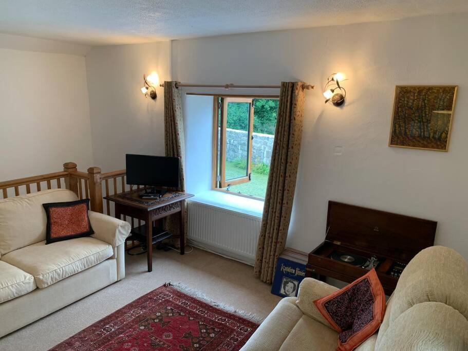 Chough Cottage Хелстън Екстериор снимка