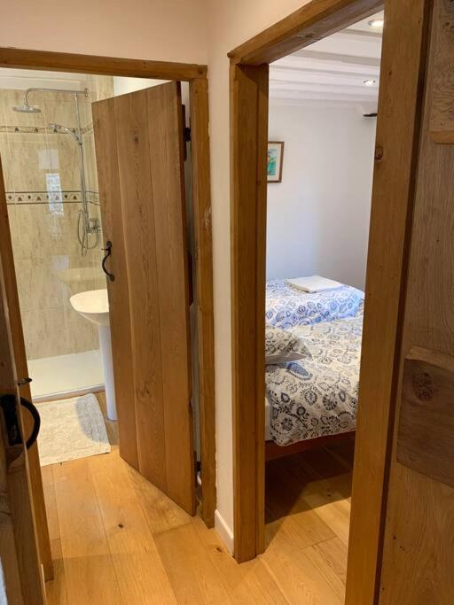 Chough Cottage Хелстън Екстериор снимка