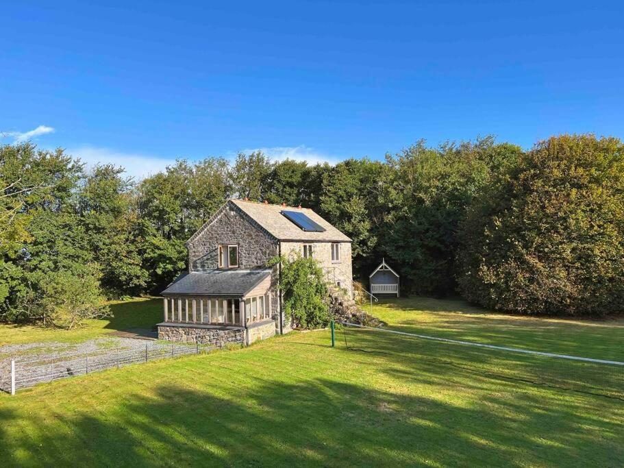 Chough Cottage Хелстън Екстериор снимка